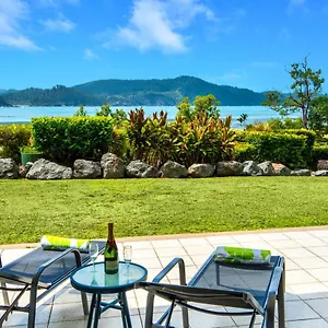 Apartment Frangipani Beachfront F5 On By Hamorent, Hamilton Island