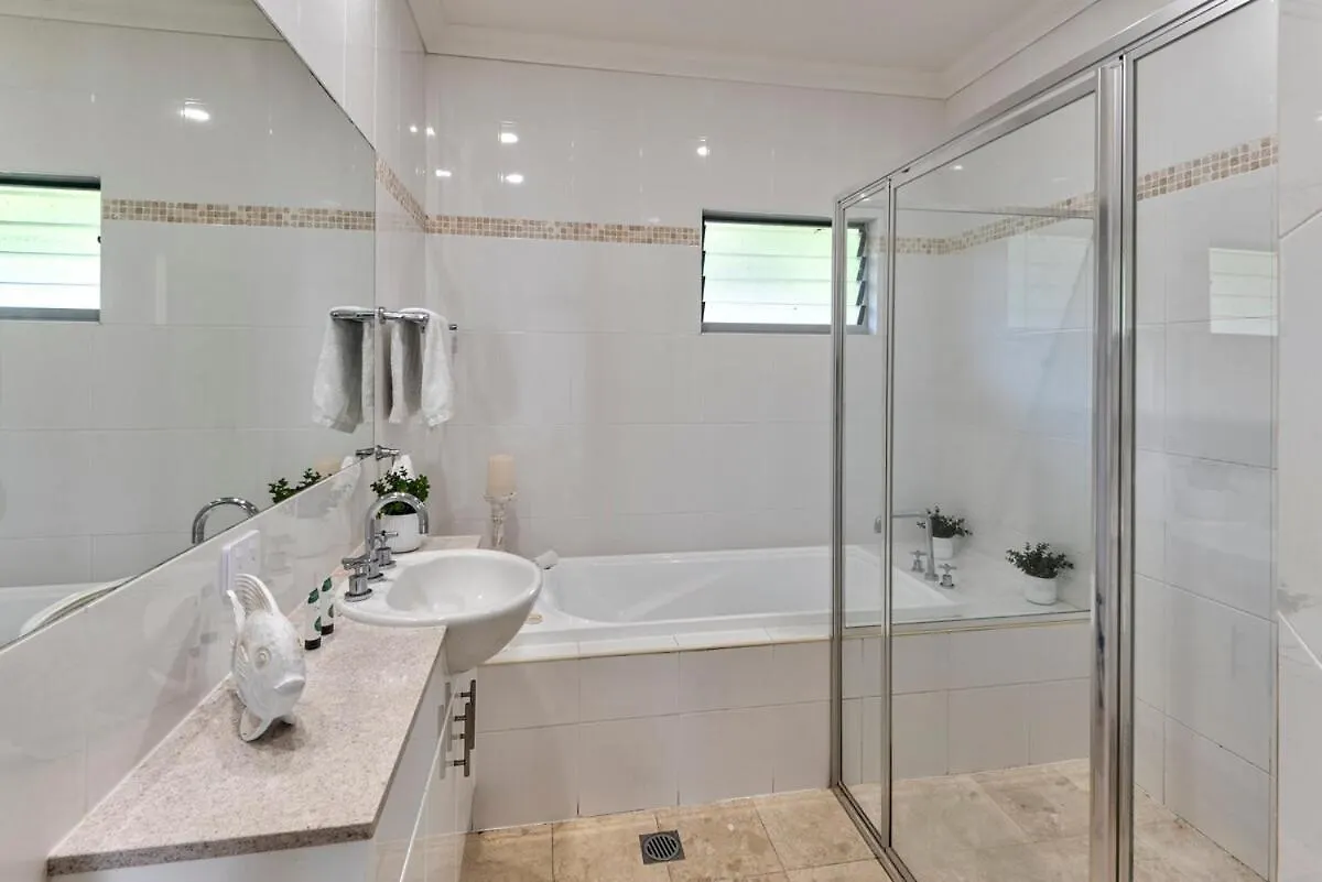 Blue Water Views 17 - Free Buggy Included! Apartment Hamilton Island Australia
